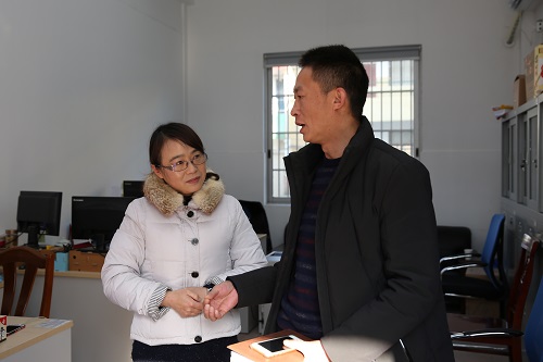 陕西省汉中市佛坪县委书记李芳一行考察狼山镇