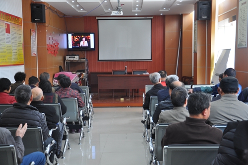 厂北社区:远程教育观看《红色故事汇》