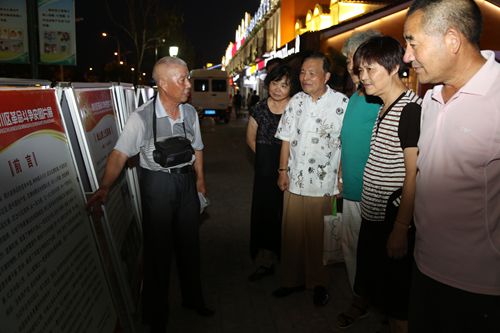 民乐合奏《南通号子江海潮》,二胡独奏《战马奔腾》,古筝齐奏《战台风